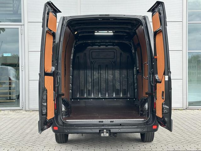 Renault MASTER T35 2.3 dCi 135 L2H2 Work Edition | AIRCO | CRUISE CONTROL | TREKHAAK | NAVIGATIE | PARKEER CAMERA |