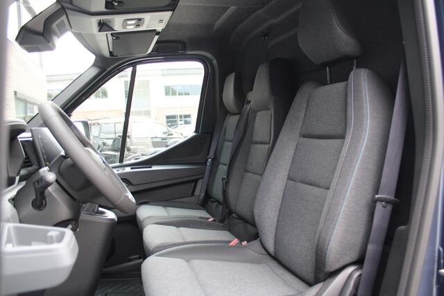 Renault MASTER T35 2.0 dCi 170pk L2H2 Extra - Navigatie - Blind Spot - Camera - Stoelverwarming - Verwarmde voorruit - Rijklaar