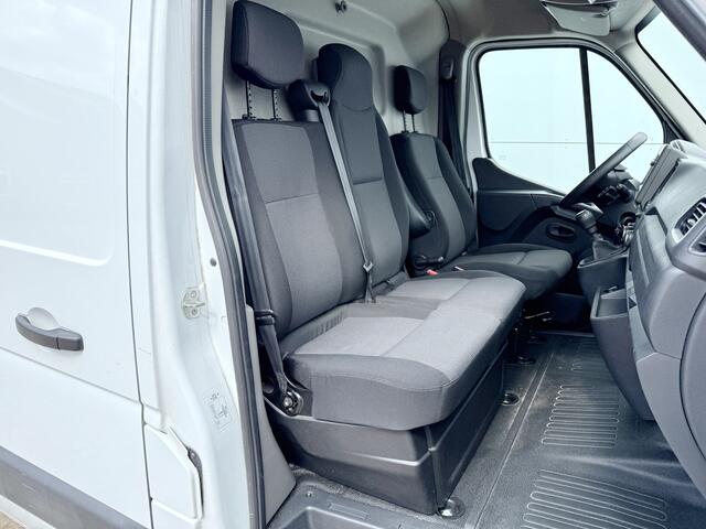 Renault MASTER T33 2.3 DCI 135PK L2H2 Airco Cruise Control Parkeersensoren LED