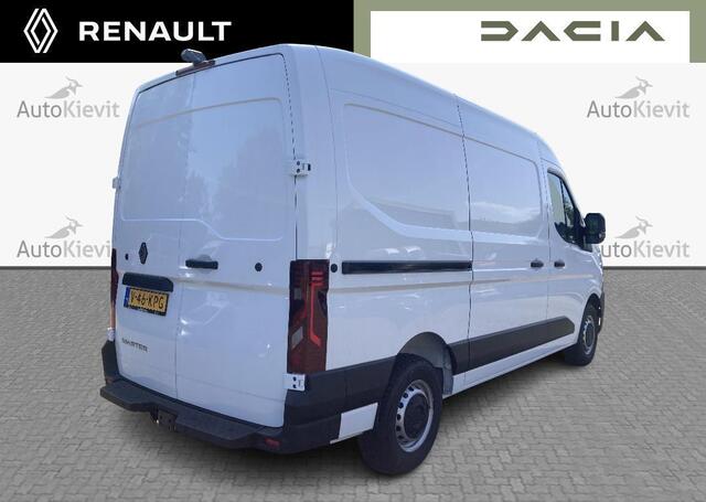 Renault MASTER T35 2.0 dCi 130 L2H2 Advance - openR link navigatiesysteem - vierseizoenbanden - trekhaak - houten laadvloer en zijwandbekleding - achteruitrijcamera - rear step - Reservewie
