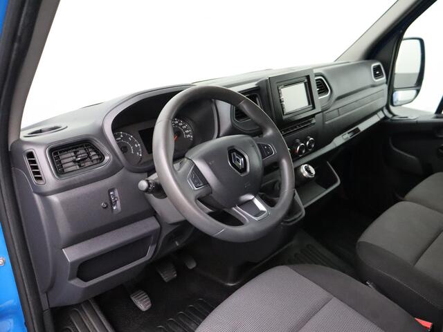Renault MASTER 2.3DCI 136PK L3H2 | Kastinrichting | Imperiaal | Navigatie | Camera | 3-Persoons | Airco | Cruise