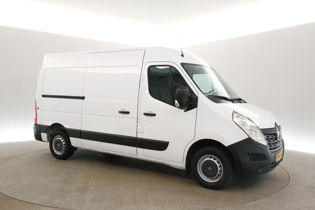 Renault MASTER T33 2.3 dCi L2H2 146PK Airco Camera Cruise Navigatie PDC 3 Persoons Elektrpakket Trekhaak