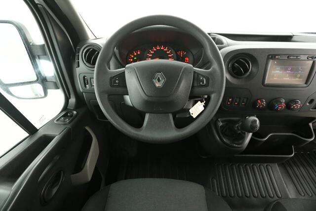 Renault MASTER T33 2.3 dCi L2H2 146PK Airco Camera Cruise Navigatie PDC 3 Persoons Elektrpakket Trekhaak