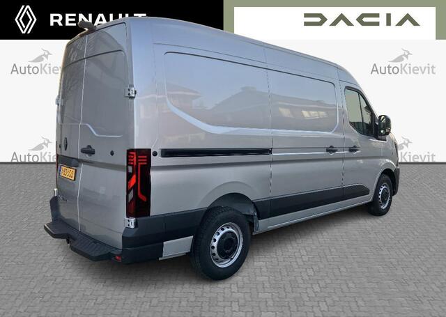 Renault MASTER T35 2.0 dCi 130 L2H2 Advance - openR link navigatiesysteem - vierseizoenbanden - trekhaak - houten laadvloer en zijwandbekleding - achteruitrijcamera - rear step - Reservewiel