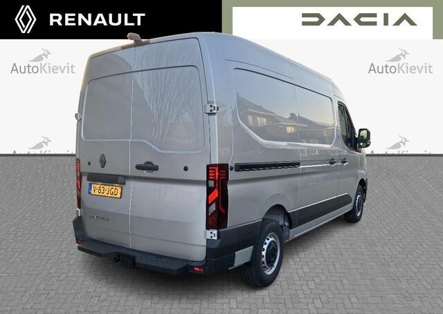 Renault MASTER T35 2.0 dCi 130 L2H2 Advance - openR link navigatiesysteem - vierseizoenbanden - trekhaak - houten laadvloer en zijwandbekleding - achteruitrijcamera - rear step - Reservewiel