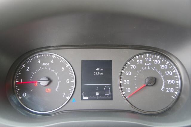 Renault MASTER T35 2.3 dCi 135PK L2H2 Work Edition CAMERA, NAVI, CRUISE, AIRCO, APPLE CARPLAY/ANDROID, PDC DUBBELE CABINE LEVERB.