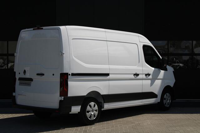 Renault MASTER T35 2.0 dCi 170pk L2H2 Extra - 2x Schuifdeur - Navigatie - Blind Spot - Camera - Stoelverwarming - Verwarmde voorruit - Rijklaar