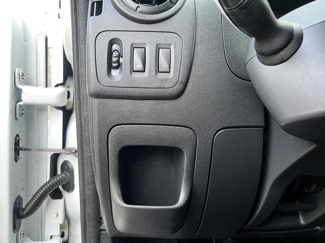 Renault MASTER T35 2.3 dCi L2H2 146PK Euro 6 Airco Cruise controle Kastinrichting Omvormer Standkachel Camera Telefoonverbinding Werkplaatsinrichting 1e Eigenaar Bpm vrij Ideaal voor camper!!