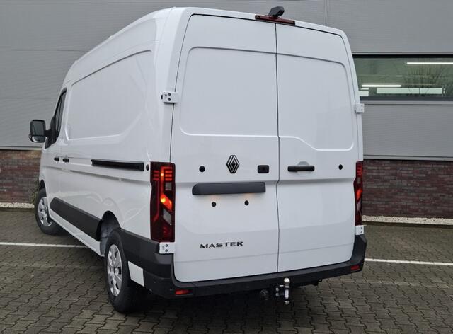 Renault MASTER T35 2.0 dCi 170 L2H2 Extra Laadruimte betimmering / 2 keer schuifdeur / Trekhaak