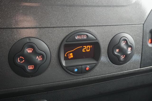 Renault MASTER 2.3 dCi 146PK L3H2 EURO 6 - AC/Climate - Navi - Cruise - ¤ 16.900,- Excl.