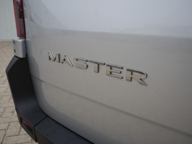 Renault MASTER T35 2.0 dCi 170 L3H2 Extra - VOORRAADVOORDEEL - All Seasonbanden - Achteruitrijcamera - Stoelverwarming - Cruise Control - Trekhaak
