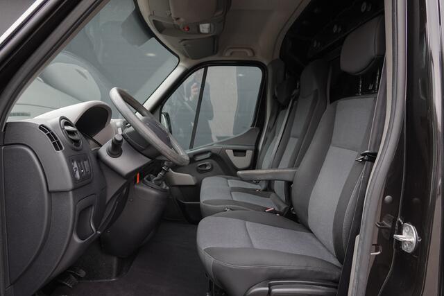 Renault MASTER T35 | L2H2 | 2.3 dCi 125Pk | Stoel-Bank | Achteruitrijcamera | Sidebars | Trekhaak