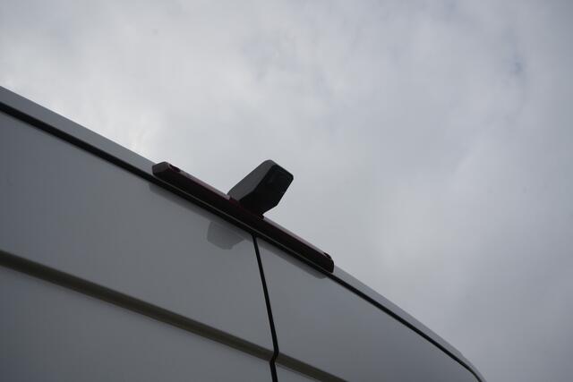 Renault MASTER T35 2.0 dCi 130 L2H2 Advance - VOORRAADVOORDEEL - Trekhaak - All Seasonbanden - Achteruitrijcamera - Stoelverwarming - Cruise Control - Trekhaak