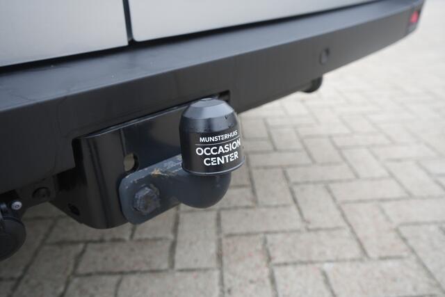 Renault MASTER T35 2.0 dCi 130 L2H2 Advance - VOORRAADVOORDEEL - Trekhaak - All Seasonbanden - Achteruitrijcamera - Stoelverwarming - Cruise Control - Trekhaak