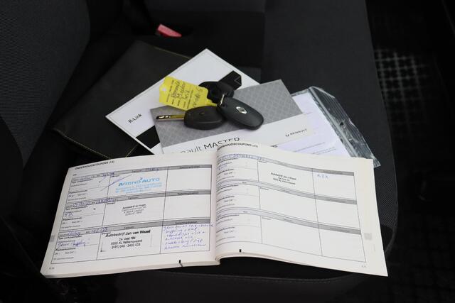 Renault MASTER T35 2.3 dCi L3H3 DL 2016 NAP | Airco | Trekhaak | Dubbel lucht | Bluetooth | Cruise control | PDC | Elektrische ramen | Keyless | Radio CD | Nette bus