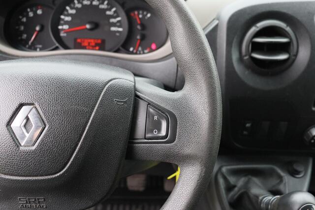 Renault MASTER T35 2.3 dCi L3H3 DL 2016 NAP | Airco | Trekhaak | Dubbel lucht | Bluetooth | Cruise control | PDC | Elektrische ramen | Keyless | Radio CD | Nette bus