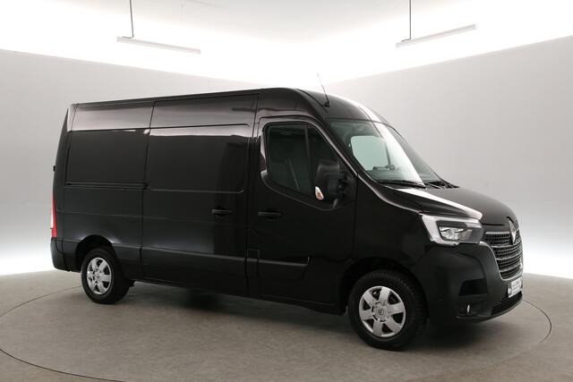 Renault MASTER T35 2.3 dCi 135 L2H2 | Airco | Cruise | 3-Zits | Camera | Navigatie | Trekh. | Carplay | Parkeersensoren