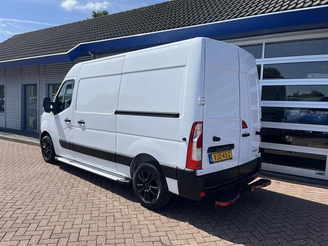 Renault MASTER T35 2.3 dCi 135 L2H2 Work Edition