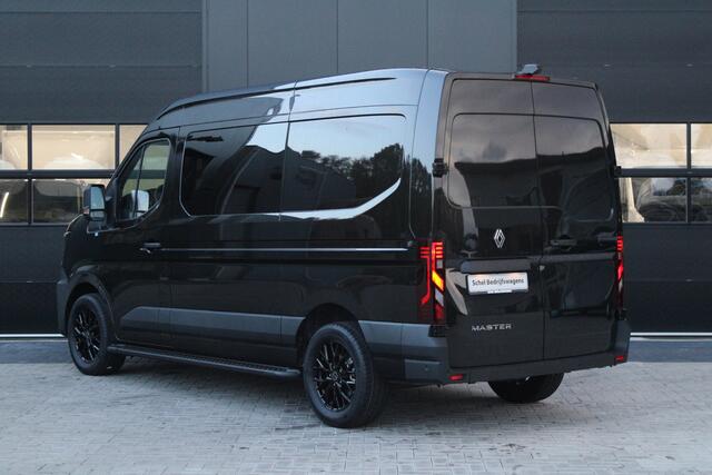 Renault MASTER T35 2.0 dCi 170pk L2H2 Extra DC - Navigatie - Camera - 270 gr deuren - Parkeersensoren - Draadloos laden - Rijklaar