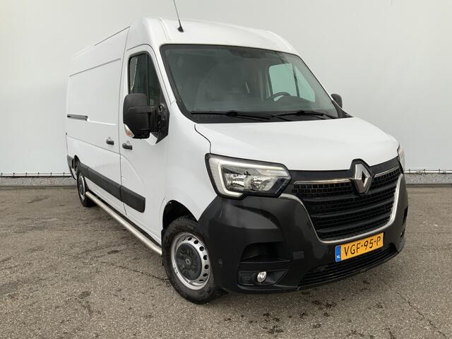 Renault MASTER T35 2.3 dCi 135 L2H2 Airco Cruise 3 Zits Camera Navi Side Bar Euro 6