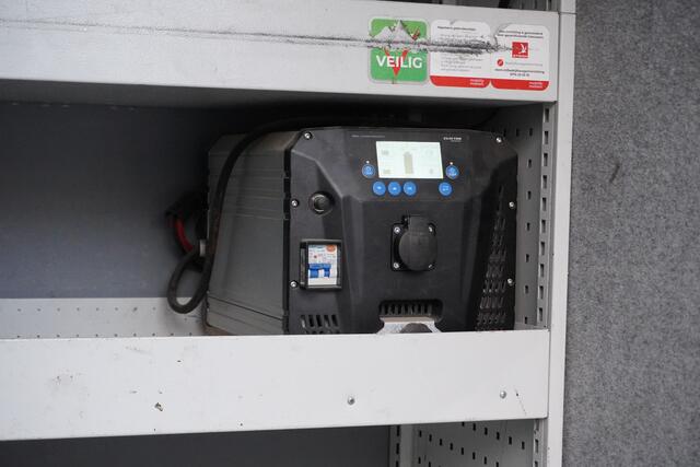 Renault MASTER 2.3 dCi 135PK L2H2 EURO 6 - Airco - Cruise - Camera - ¤ 15.900,- Excl.