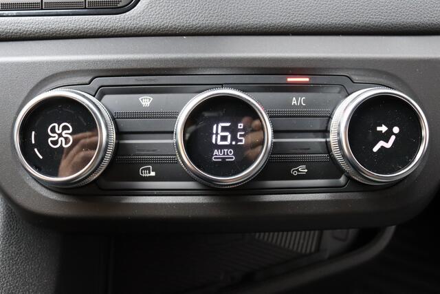 Renault MASTER 170pk T35 dCi L2H2 Extra Camera | Cruise | Navi | Parkeersens. v+a | Stoel-/voorruitverw.