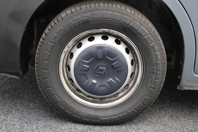 Renault MASTER T35 2.3 dCi 150 L3H2 DC Energy | 6 persoons | Airco |