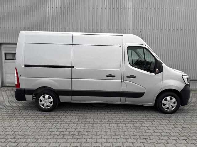 Renault MASTER 2.3 dCi L2H2*A/C*CRUISE*NAVI*HAAK*CAM*INRICHTING*