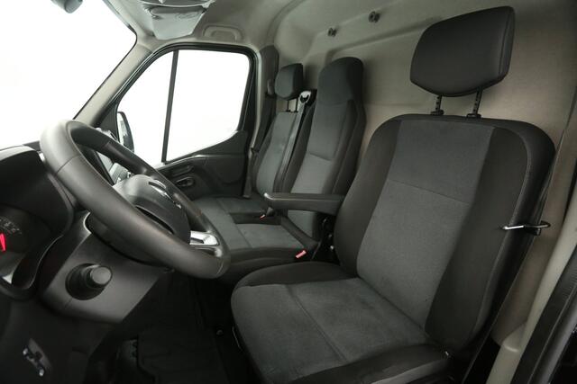 Renault MASTER 2.3 dCi 150PK L2H2 | 3-Zits | Clima | Camera | Cruise | Trekh. | 2xSchuifdeur | Parkeersens.