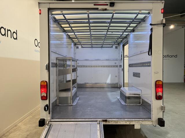 Renault MASTER 2.3 dCi 130 PK Bakwagen / Oprijplaat / Meubelbak / Euro 6 / Airco / Cruise Control / Camera / Navigatie