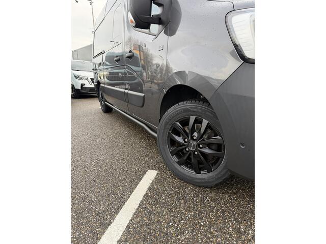 Renault MASTER T35 2.3 dCi L2H2 180 pk Dubbele cabine