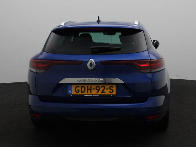 Renault MEGANE Estate TCe 140 EDC Automaat Techno | Demo | Pack Parking | Bekleding kunstleder TEP/stof 'Noir' | EASY LINK navigatiesysteem Bose met 9,3" touchscreen | Elektrisch bedienbaar schuif-/kanteldak | Head-up display |