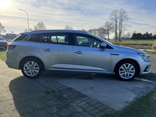 Renault MEGANE Estate 1.6 E-Tech Limited Plug-In Hybrid 160 Automaat / Keyless / Camera / Applecarplay - Androidauto /