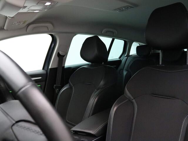 Renault MEGANE Estate TCe 140pk Techno EDC/AUTOMAAT Camera | Climate | Navi | Parksens. v+a | Stoel -\ Stuurverwarming