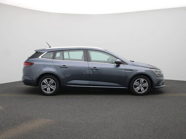 Renault MEGANE Estate 1.3 TCe 140Pk Equilibre | Navigatie | Apple & Android Carplay | Climate Control | Parkeersensoren Voor & Achter | Cruise Control & Snelheidsbegrenzer | Licht & Regensensor |