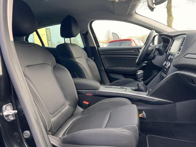 Renault MEGANE 1.5 dCi Eco2 Limited Navi,Clima,Cruise,PDC V+A,Lmv,6 Bak,Dealer Onderhouden,N.A.P,Weinig Km,110Pk,Nieuwe Apk bij Aflevering