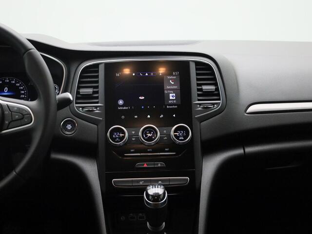 Renault MEGANE Estate TCe 140 Equilibre | Easy Link multimediasysteem met Apple CarPlay & Android Auto | Climate Control | Pack Style = lichtmetalen velgen + dakrails | Metaalkleur