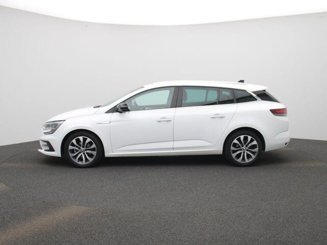Renault MEGANE Estate 1.3 TCe 140 Techno Automaat | Stoelverwarming | Achteruitrijcamera | Navigatiesysteem | 25.000 km! | Privacy Glass | LED verlichting