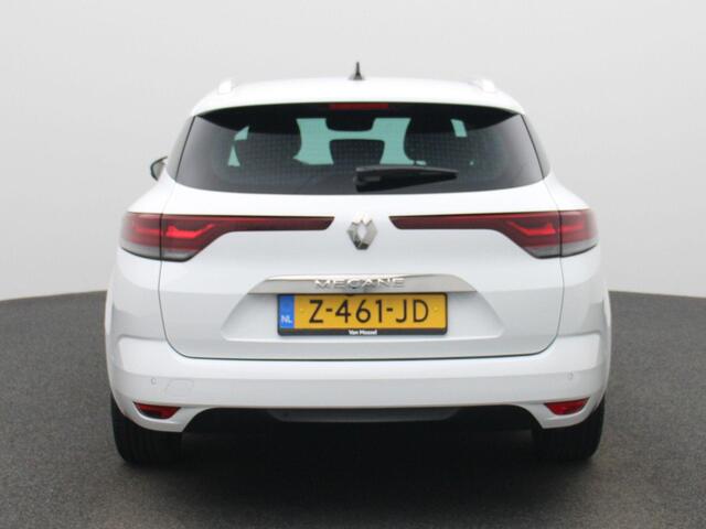 Renault MEGANE Estate 1.3 TCe 140 Techno Automaat | Stoelverwarming | Achteruitrijcamera | Navigatiesysteem | 25.000 km! | Privacy Glass | LED verlichting
