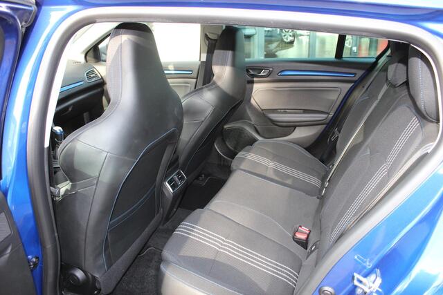 Renault MEGANE Estate 1.2 TCe GT Line TCE 130 RLINK 9.3INCH,1650KG TRGEWICHT,STLVERW,PDC