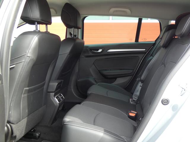 Renault MEGANE Estate 1.6 E-Tech Plug-In Hybrid 160 Intens/ lage km/ zeer mooi!