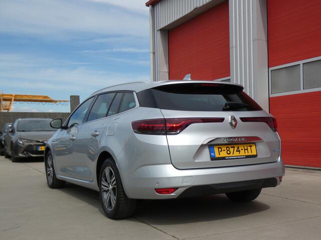 Renault MEGANE Estate 1.6 E-Tech Plug-In Hybrid 160 Intens/ lage km/ zeer mooi!