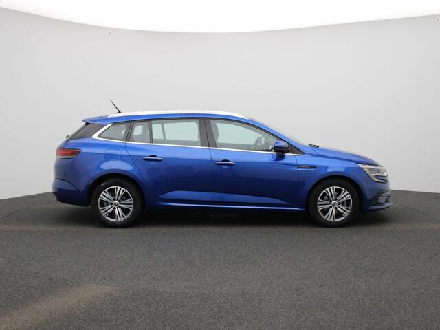 Renault MEGANE Estate 1.3 TCe 140Pk Equilibre | Navigatie | Apple/Android Carplay | 1700 KG Trekgewicht | Gescheiden Klimaatregeling | Cruise Control | Parkeersensoren Voor En Achter |