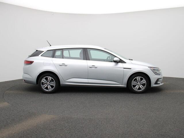 Renault MEGANE Estate TCe 140 Equilibre | Easy Link multimediasysteem met Apple CarPlay & Android Auto | Climate Control | Pack Style = lichtmetalen velgen + dakrails | Metaalkleur | Parkeersensoren v+a |