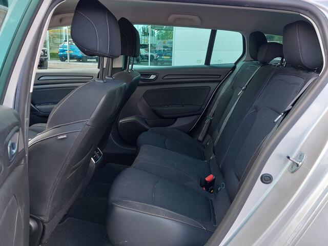 Renault MEGANE Estate 1.3 TCe 116pk Limited | Origineel NL | Navi | Apple Carplay+Android Auto | Clima | Cruise | Keyless Entry | Pdc | Licht+Regensensor | Privacy Glass | 16''lm