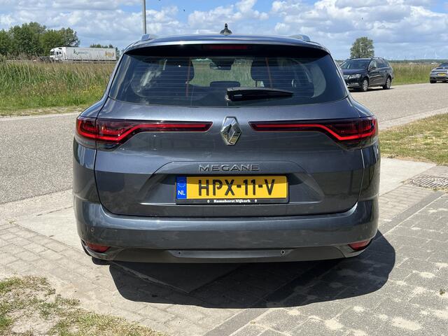 Renault MEGANE Estate 1.5 Blue dCi Business / Dealer onderhouden / Automaat / Appple Carplay-Android Auto / Climate / PDC V+A / Keyless /