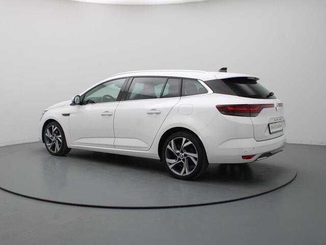 Renault MEGANE Estate 160pk E-Tech Plug-In Hybrid R.S. Line BOSE | Head-Up | Camera | Cruise | Parkeersens. v+a | Stoelverw.