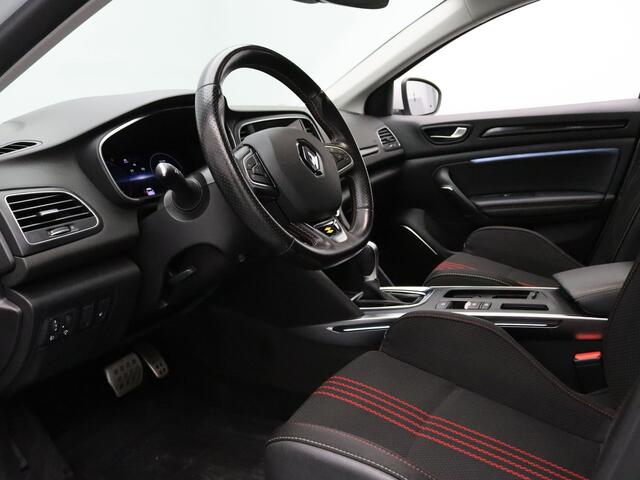 Renault MEGANE Estate 160pk E-Tech Plug-In Hybrid R.S. Line BOSE | Head-Up | Camera | Cruise | Parkeersens. v+a | Stoelverw.