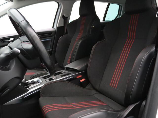 Renault MEGANE Estate 160pk E-Tech Plug-In Hybrid R.S. Line BOSE | Head-Up | Camera | Cruise | Parkeersens. v+a | Stoelverw.