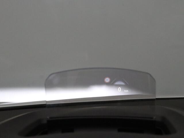 Renault MEGANE Estate 160pk E-Tech Plug-In Hybrid R.S. Line BOSE | Head-Up | Camera | Cruise | Parkeersens. v+a | Stoelverw.